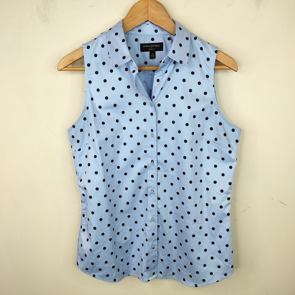 Banana Republic Sleeveless Button Up Shirt 6 Polka Dot Tailored Fit Blue
